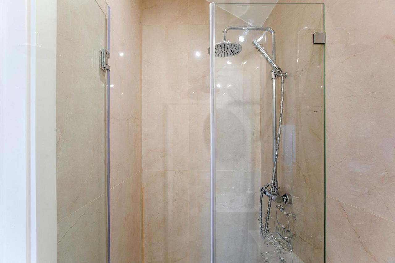 Lovelystay - Cozy 1Br In Santa Catarina W/ Balcony Porto Eksteriør billede